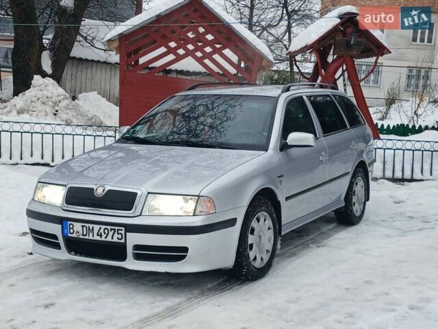 Серый Шкода Октавия, объемом двигателя 1.6 л и пробегом 206 тыс. км за 5650 $, фото 1 на Automoto.ua