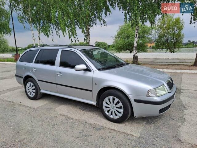 Сірий Шкода Октавія, об'ємом двигуна 1.6 л та пробігом 248 тис. км за 5300 $, фото 1 на Automoto.ua