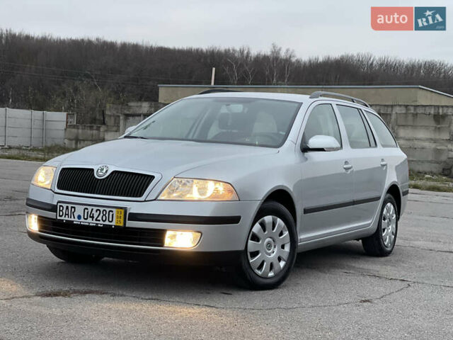 Серый Шкода Октавия, объемом двигателя 1.6 л и пробегом 39 тыс. км за 10150 $, фото 1 на Automoto.ua