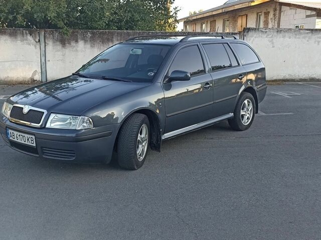 Сірий Шкода Октавія, об'ємом двигуна 1.6 л та пробігом 230 тис. км за 5350 $, фото 1 на Automoto.ua