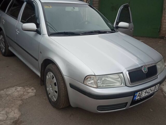 Серый Шкода Октавия, объемом двигателя 1.9 л и пробегом 194 тыс. км за 6000 $, фото 1 на Automoto.ua