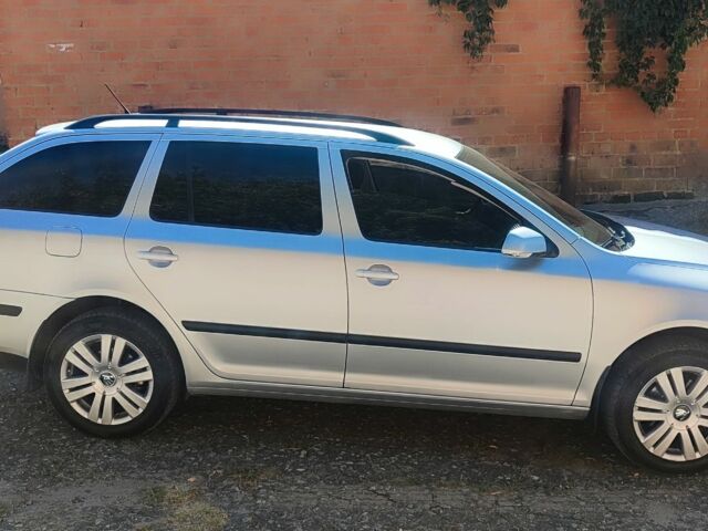 Сірий Шкода Октавія, об'ємом двигуна 2 л та пробігом 235 тис. км за 7000 $, фото 1 на Automoto.ua