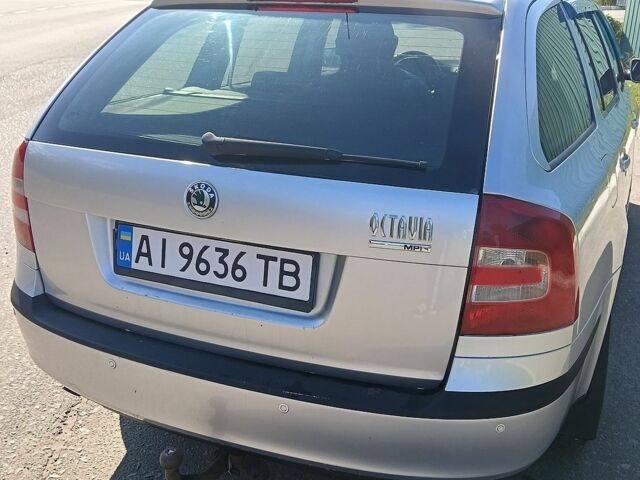 Сірий Шкода Октавія, об'ємом двигуна 1.6 л та пробігом 302 тис. км за 5500 $, фото 1 на Automoto.ua