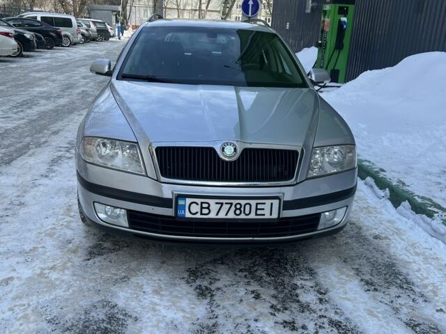 Серый Шкода Октавия, объемом двигателя 2 л и пробегом 275 тыс. км за 6500 $, фото 1 на Automoto.ua