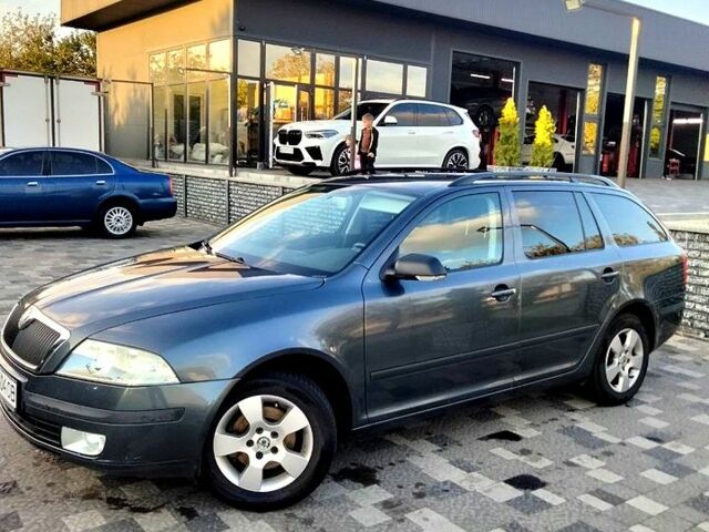 Сірий Шкода Октавія, об'ємом двигуна 1.6 л та пробігом 273 тис. км за 6700 $, фото 1 на Automoto.ua