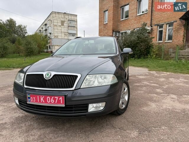 Серый Шкода Октавия, объемом двигателя 1.6 л и пробегом 227 тыс. км за 7000 $, фото 1 на Automoto.ua