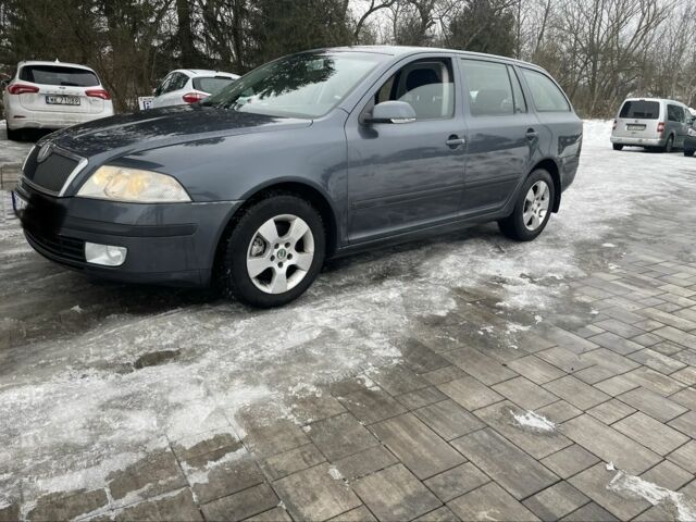 Сірий Шкода Октавія, об'ємом двигуна 2 л та пробігом 330 тис. км за 3215 $, фото 1 на Automoto.ua