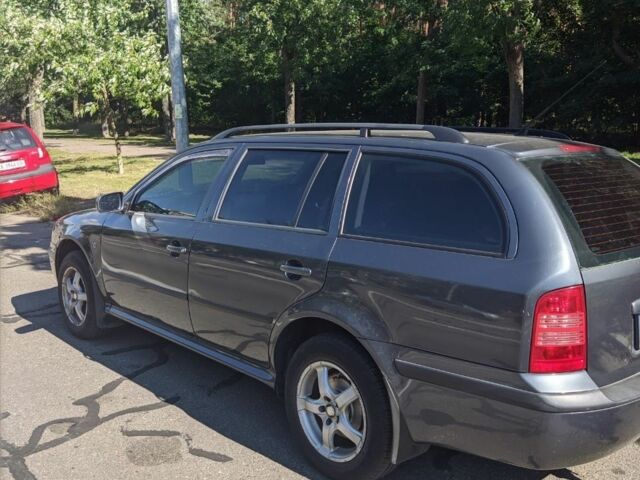 Сірий Шкода Октавія, об'ємом двигуна 1.6 л та пробігом 218 тис. км за 5000 $, фото 1 на Automoto.ua