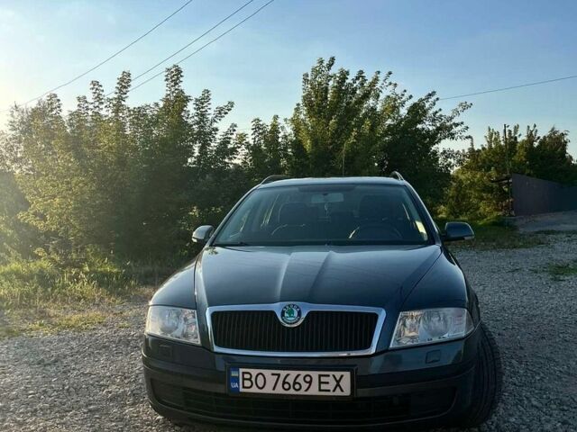 Сірий Шкода Октавія, об'ємом двигуна 1.6 л та пробігом 218 тис. км за 6500 $, фото 1 на Automoto.ua