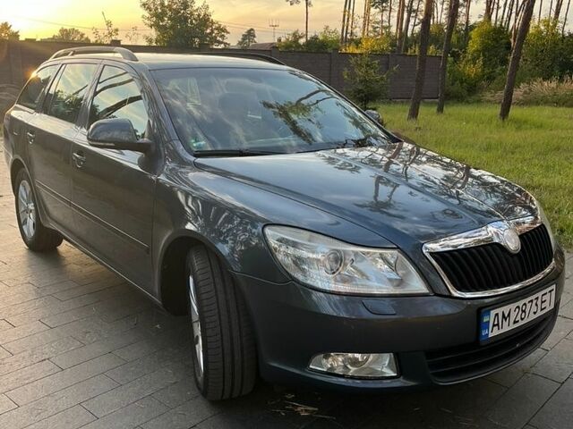 Сірий Шкода Октавія, об'ємом двигуна 1.8 л та пробігом 216 тис. км за 7500 $, фото 1 на Automoto.ua