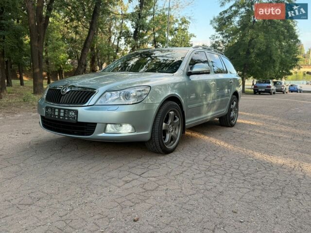 Серый Шкода Октавия, объемом двигателя 1.9 л и пробегом 270 тыс. км за 8500 $, фото 1 на Automoto.ua