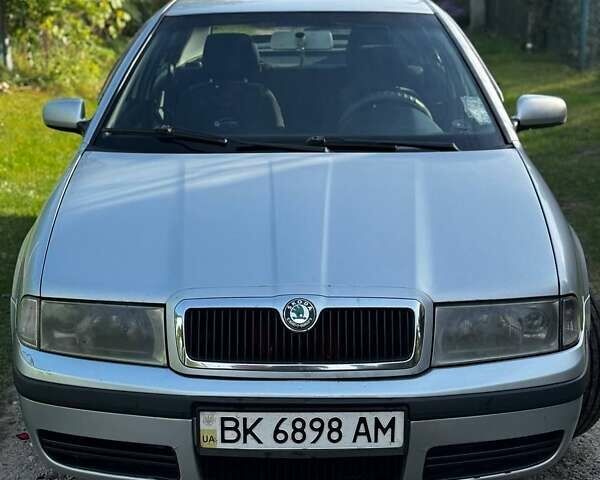 Серый Шкода Октавия, объемом двигателя 1.9 л и пробегом 309 тыс. км за 4300 $, фото 1 на Automoto.ua