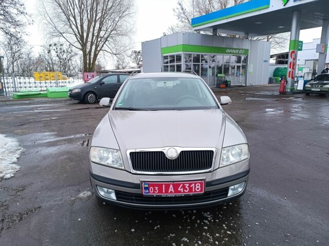 Серый Шкода Октавия, объемом двигателя 0 л и пробегом 221 тыс. км за 6650 $, фото 1 на Automoto.ua