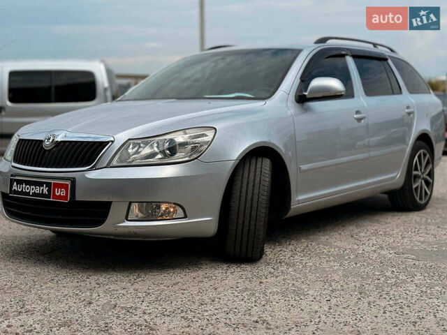 Серый Шкода Октавия, объемом двигателя 1.6 л и пробегом 154 тыс. км за 8800 $, фото 1 на Automoto.ua