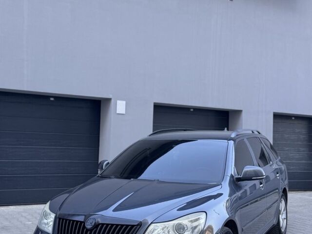 Сірий Шкода Октавія, об'ємом двигуна 1.8 л та пробігом 267 тис. км за 9200 $, фото 1 на Automoto.ua