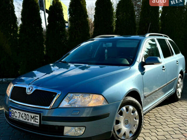 Серый Шкода Октавия, объемом двигателя 1.6 л и пробегом 209 тыс. км за 6500 $, фото 1 на Automoto.ua