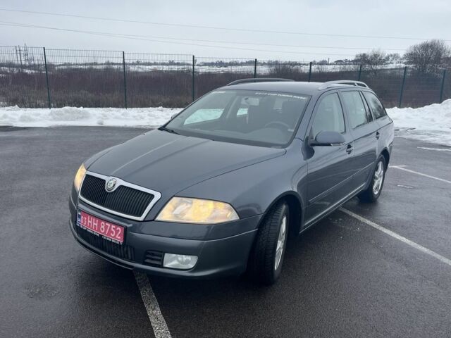 Серый Шкода Октавия, объемом двигателя 2 л и пробегом 279 тыс. км за 7900 $, фото 1 на Automoto.ua