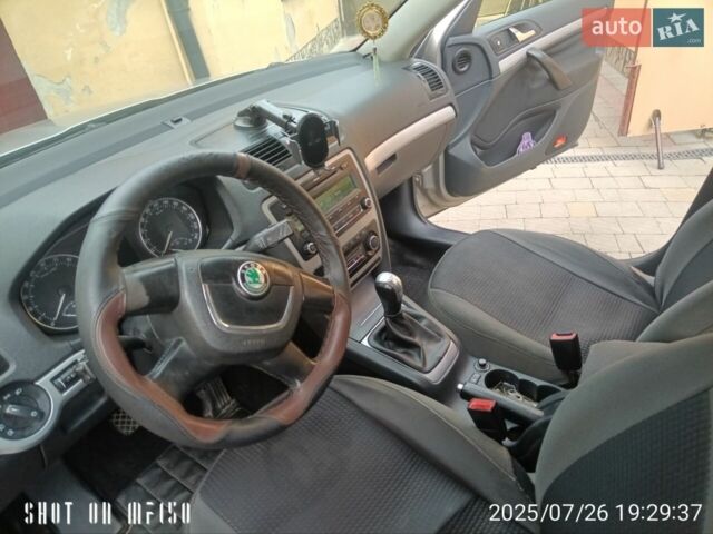 Сірий Шкода Октавія, об'ємом двигуна 1.9 л та пробігом 320 тис. км за 6100 $, фото 1 на Automoto.ua