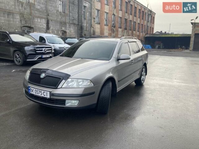 Серый Шкода Октавия, объемом двигателя 1.9 л и пробегом 241 тыс. км за 7300 $, фото 1 на Automoto.ua