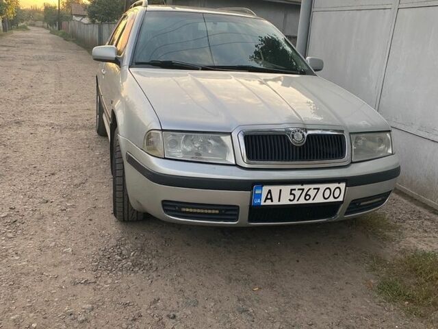 Серый Шкода Октавия, объемом двигателя 1.6 л и пробегом 363 тыс. км за 4700 $, фото 1 на Automoto.ua