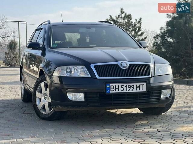 Серый Шкода Октавия, объемом двигателя 1.9 л и пробегом 378 тыс. км за 6800 $, фото 1 на Automoto.ua