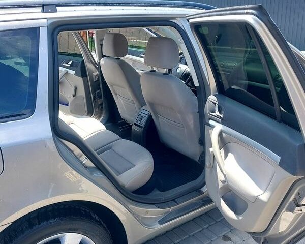 Серый Шкода Октавия, объемом двигателя 1.8 л и пробегом 238 тыс. км за 6900 $, фото 1 на Automoto.ua