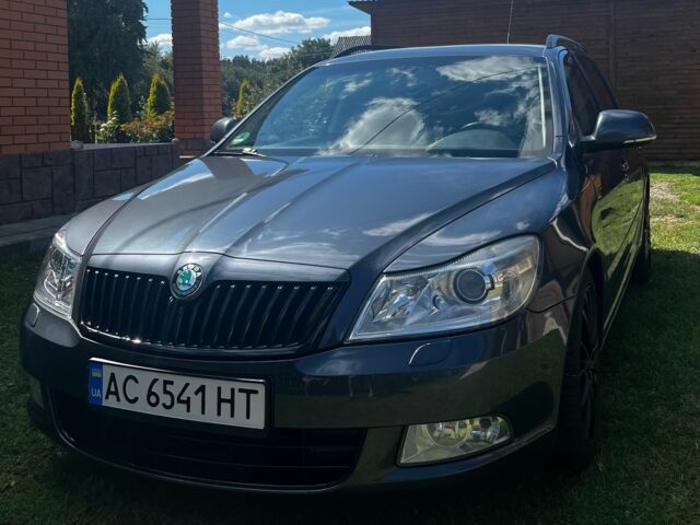 Серый Шкода Октавия, объемом двигателя 1.8 л и пробегом 208 тыс. км за 7500 $, фото 1 на Automoto.ua