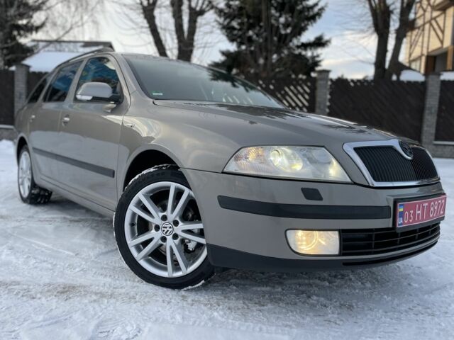 Сірий Шкода Октавія, об'ємом двигуна 1.8 л та пробігом 175 тис. км за 6950 $, фото 1 на Automoto.ua