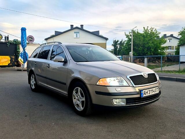 Сірий Шкода Октавія, об'ємом двигуна 1.9 л та пробігом 347 тис. км за 6400 $, фото 1 на Automoto.ua