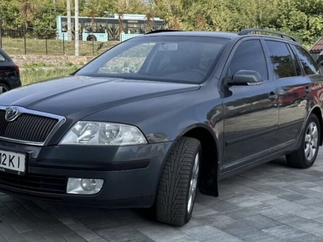 Серый Шкода Октавия, объемом двигателя 1.6 л и пробегом 218 тыс. км за 5504 $, фото 1 на Automoto.ua