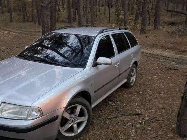 Сірий Шкода Октавія, об'ємом двигуна 1.9 л та пробігом 270 тис. км за 6000 $, фото 1 на Automoto.ua