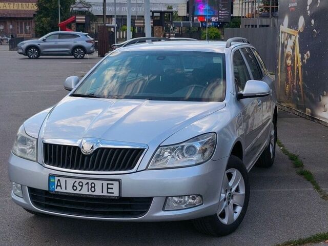 Сірий Шкода Октавія, об'ємом двигуна 1.8 л та пробігом 293 тис. км за 6700 $, фото 1 на Automoto.ua