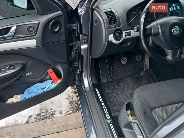 Сірий Шкода Октавія, об'ємом двигуна 1.6 л та пробігом 224 тис. км за 6600 $, фото 1 на Automoto.ua