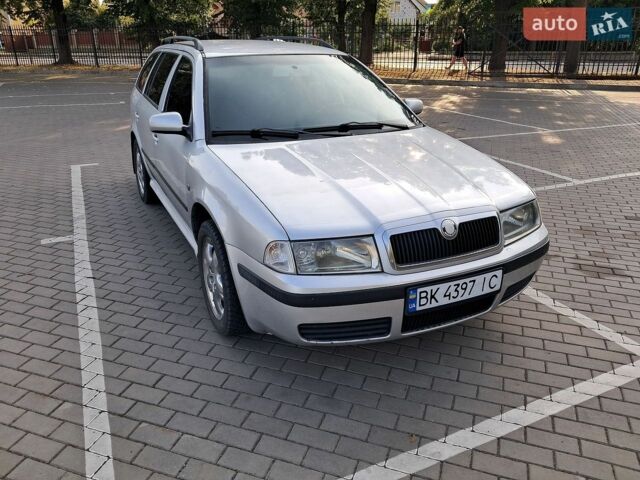 Сірий Шкода Октавія, об'ємом двигуна 1.6 л та пробігом 240 тис. км за 5100 $, фото 1 на Automoto.ua