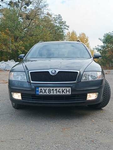 Серый Шкода Октавия, объемом двигателя 1.6 л и пробегом 270 тыс. км за 6600 $, фото 1 на Automoto.ua
