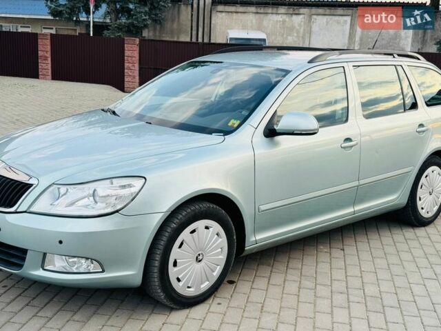 Серый Шкода Октавия, объемом двигателя 1.4 л и пробегом 294 тыс. км за 6800 $, фото 1 на Automoto.ua