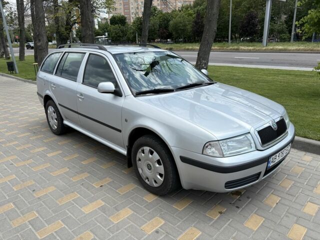 Сірий Шкода Октавія, об'ємом двигуна 1.6 л та пробігом 205 тис. км за 4900 $, фото 1 на Automoto.ua