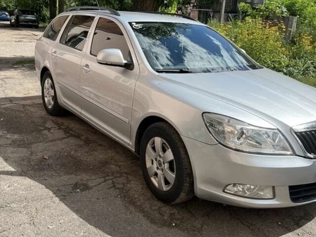 Сірий Шкода Октавія, об'ємом двигуна 1.8 л та пробігом 175 тис. км за 6712 $, фото 1 на Automoto.ua
