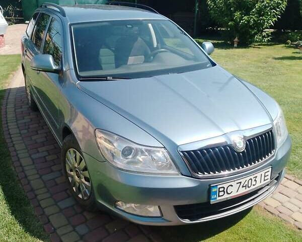 Серый Шкода Октавия, объемом двигателя 1.8 л и пробегом 138 тыс. км за 7600 $, фото 1 на Automoto.ua