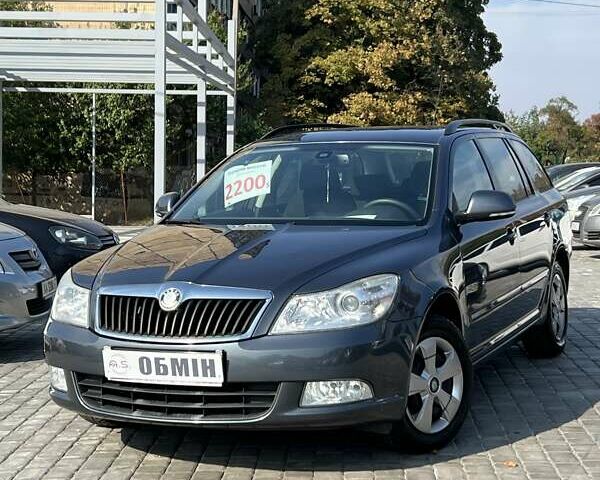 Серый Шкода Октавия, объемом двигателя 1.4 л и пробегом 228 тыс. км за 6900 $, фото 1 на Automoto.ua