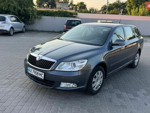 Сірий Шкода Октавія, об'ємом двигуна 1.6 л та пробігом 205 тис. км за 7300 $, фото 1 на Automoto.ua