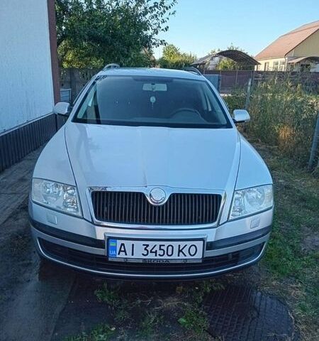 Серый Шкода Октавия, объемом двигателя 1.6 л и пробегом 268 тыс. км за 5400 $, фото 1 на Automoto.ua