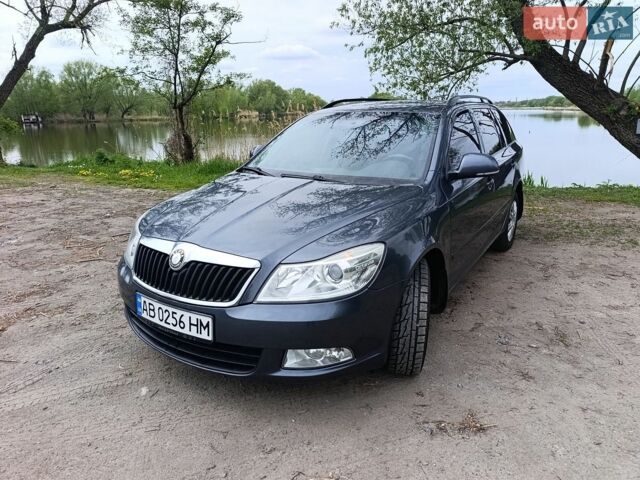 Серый Шкода Октавия, объемом двигателя 1.6 л и пробегом 225 тыс. км за 6599 $, фото 1 на Automoto.ua