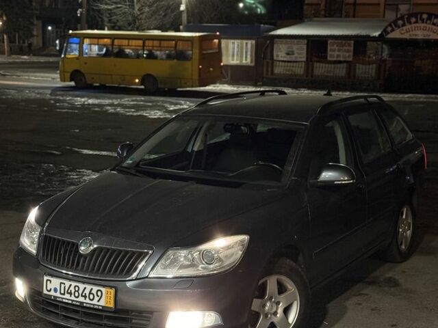 Серый Шкода Октавия, объемом двигателя 1.8 л и пробегом 197 тыс. км за 8400 $, фото 1 на Automoto.ua