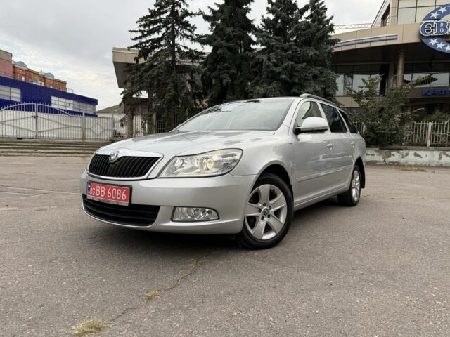 Серый Шкода Октавия, объемом двигателя 1.8 л и пробегом 173 тыс. км за 8200 $, фото 1 на Automoto.ua