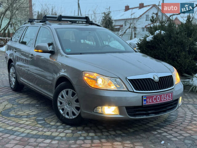 Серый Шкода Октавия, объемом двигателя 1.6 л и пробегом 219 тыс. км за 7490 $, фото 1 на Automoto.ua