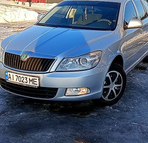 Серый Шкода Октавия, объемом двигателя 1.6 л и пробегом 270 тыс. км за 7700 $, фото 1 на Automoto.ua