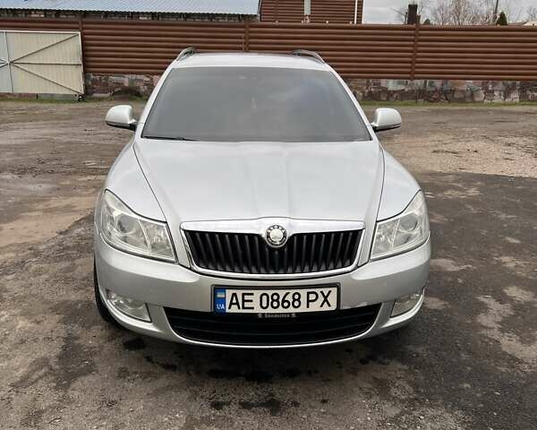 Серый Шкода Октавия, объемом двигателя 1.8 л и пробегом 256 тыс. км за 8500 $, фото 1 на Automoto.ua