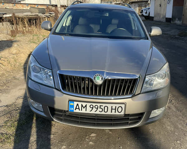 Сірий Шкода Октавія, об'ємом двигуна 1.97 л та пробігом 260 тис. км за 8800 $, фото 1 на Automoto.ua