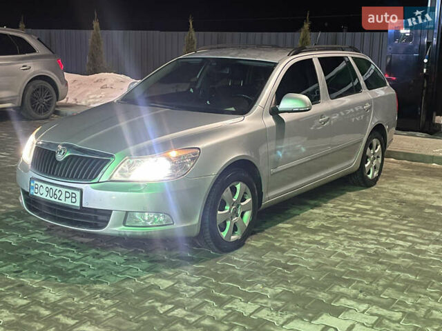 Сірий Шкода Октавія, об'ємом двигуна 1.39 л та пробігом 295 тис. км за 7300 $, фото 1 на Automoto.ua